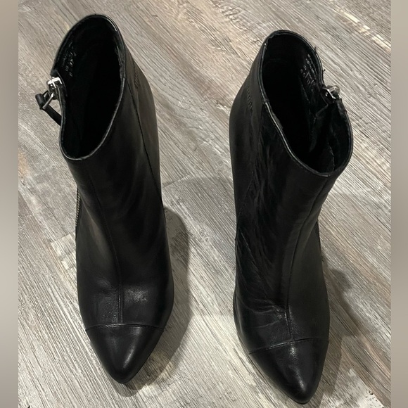 Aldo leather ankle boots, size 6.5 - Picture 4 of 8